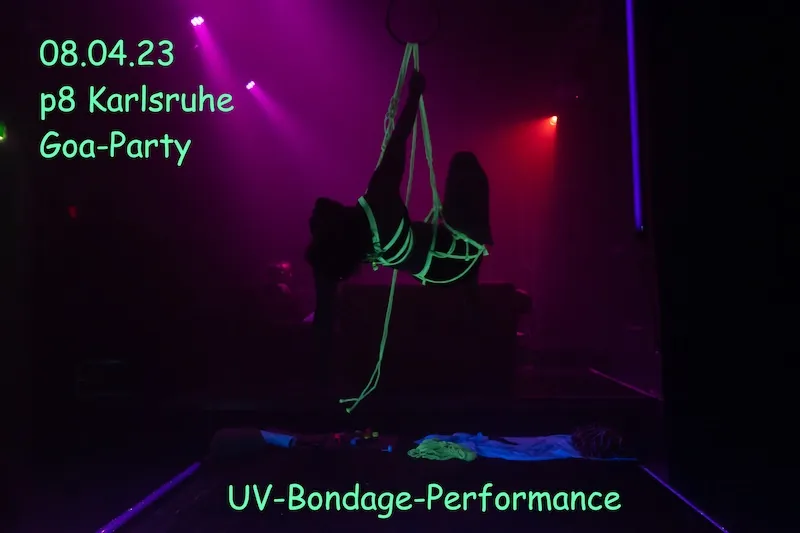 UV-Bondage